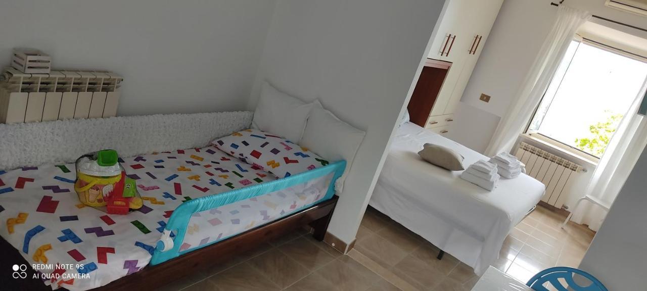 Iride Sul Lago 1 Via Principessa Jolanda 10-Piazza Del Molo Apartman Anguillara Sabazia Kültér fotó